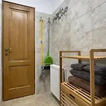 2_traveler's Retreat *